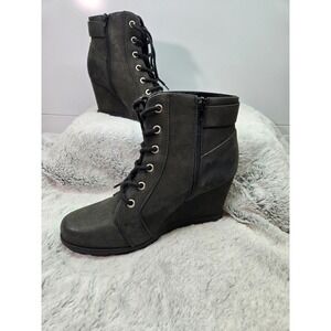 Unr8ed Carbon Wedge Booties Women's 8.5M Black Lace Up Ankle Boots Zip Casual